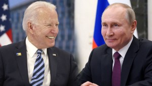 Biden y Putin se reúnen cara a cara por primera vez: ¿Qué se espera de la cumbre y qué temas se discutirán?