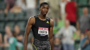 Erriyon Knighton, sensación de 17 años que pulverizó dos récords de Usain Bolt