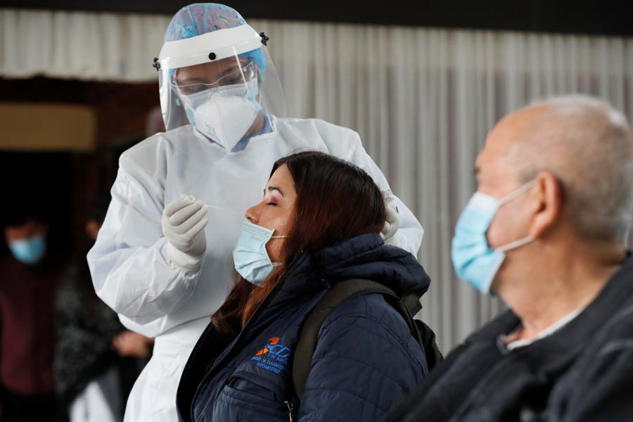 Pandemia añadió casi 1.900 nuevos contagios de coronavirus en Colombia