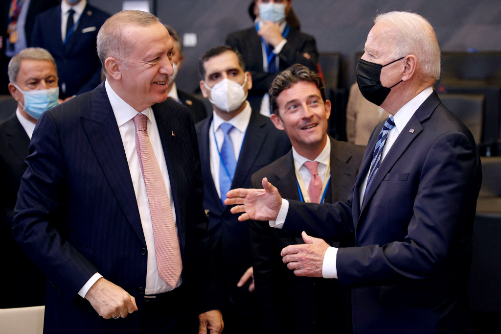 Turquía y EEUU acordaron intensificar esfuerzos para el alto el fuego entre Ucrania y Rusia