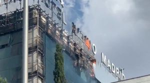 Se registró incendió en un hotel en Madrid este #3Jun (Video)