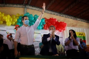 Guaidó visita Yaracuy e invita a los venezolanos a movilizarse para salvar al país