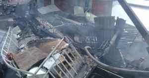Incendio de magnitud fue sofocado en estructura posterior al CNE en Maripérez (Fotos)