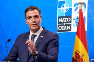 Pedro Sánchez vuelve a hablar con Zelenski para ratificarle la ayuda de España