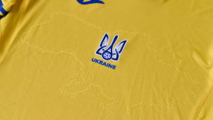 La Uefa pide a Ucrania que cambie la camiseta “política” de su selección de fútbol