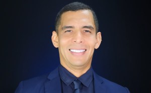 En Miami: El venezolano Freddy Hernández compite por un premio Emmy