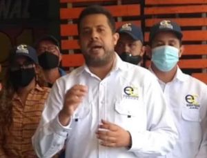 Leonel Flores: Mientras se persigue la dirigencia política en las trochas siguen mandando los grupos irregulares