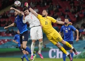 Italia accedió a la final de la Eurocopa tras batir a España en penales
