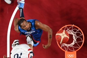 Sorpresa en Tokio: EEUU cayó ante Francia en su debut en el baloncesto olímpico