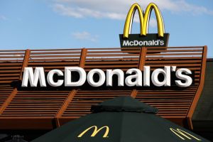 Descubierto el secreto: Tiktoker desvela uno de los ingredientes mejor guardados de McDonald’s (VIDEO)