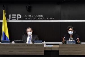 La Jurisdicción Especial de Paz imputa a 10 militares colombianos y un civil por “falsos positivos”