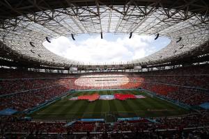 Ministro alemán, Horst Seehofer califica a la Uefa de “irresponsable” por permitir estadios llenos