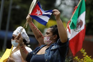 Cubanos manifiestan frente a las embajadas en varios países de Latinoamérica #13Jul (FOTOS)