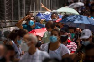 Chavismo reportó a la baja los contagios por Covid-19 en el último balance