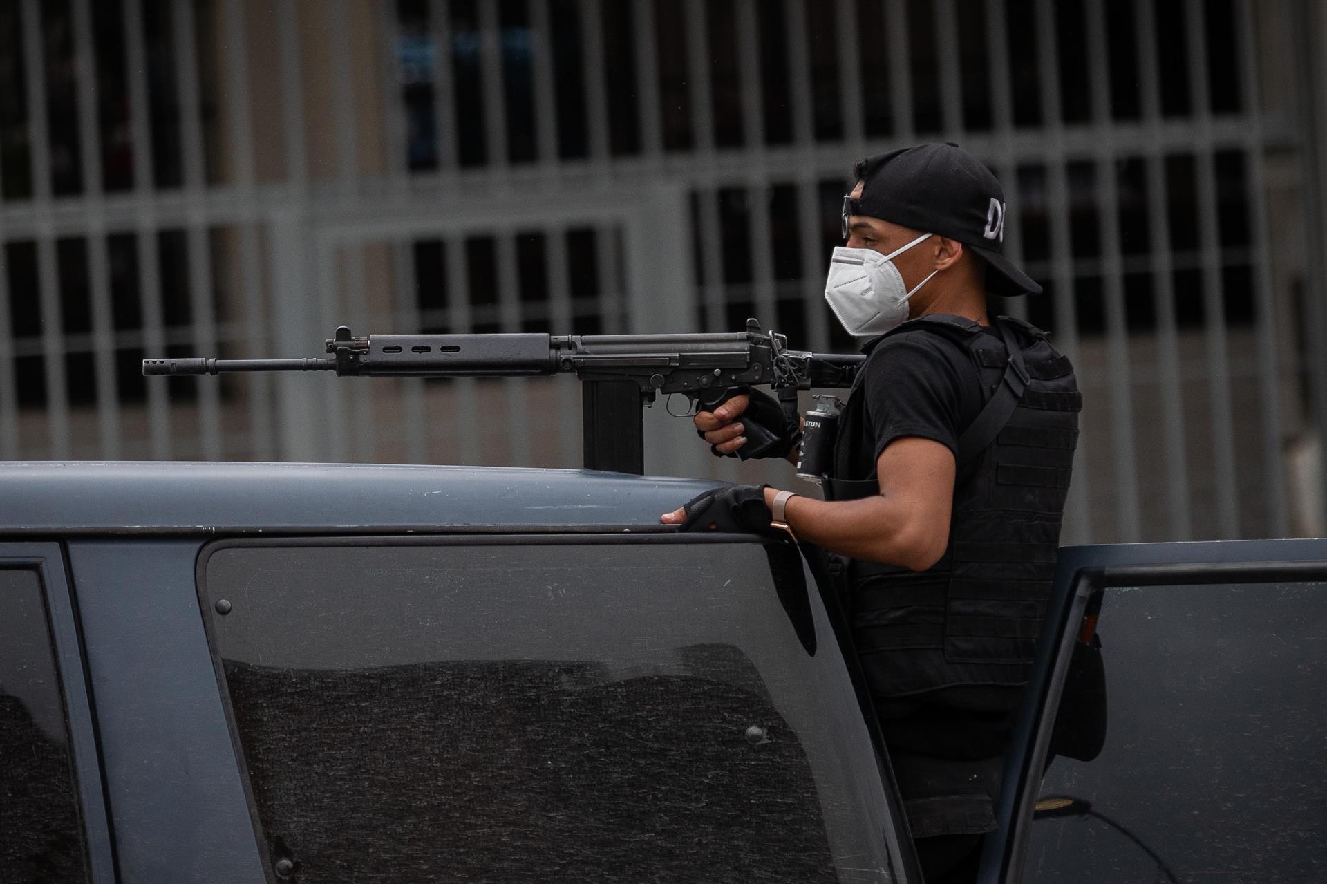 Полиция Венесуэлы. Gangly Armed Corporate Style. Night gangs