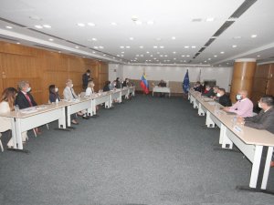 Misión técnica de la Unión Europea sostuvo encuentro con el CNE de Maduro