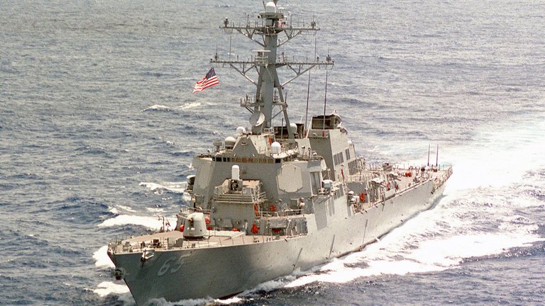 EEUU envió un destructor a las aguas disputadas del mar de China Meridional