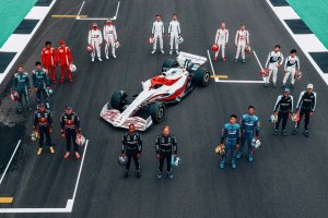 Futurista y más agresivo: Fórmula 1 presentó prototipo del auto de 2022 (Fotos)