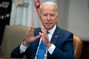 Biden acusó a Rusia de querer interferir en las elecciones de 2022