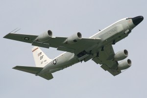 Avión de la Fuerza Aérea de EEUU sobrevoló frontera colombo-venezolana