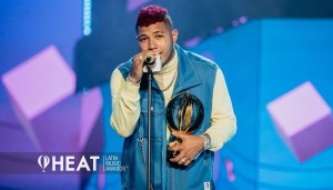 En los Premios Heat: Boza se alzó como “Artista revelación”