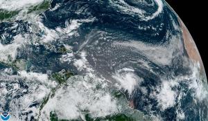 Jamaica y República Dominicana, bajo alerta por la llegada de la tormenta Elsa