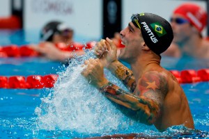 Brasileño Bruno Fratus se colgó el bronce en los 50 metros libre de natación