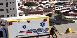 Funcionarios llegaron en una ambulancia para enfrentar a “el Koki” (Video)