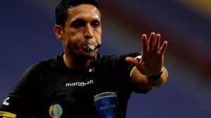 Árbitro venezolano fue escogido como el mejor de la Copa América 2021