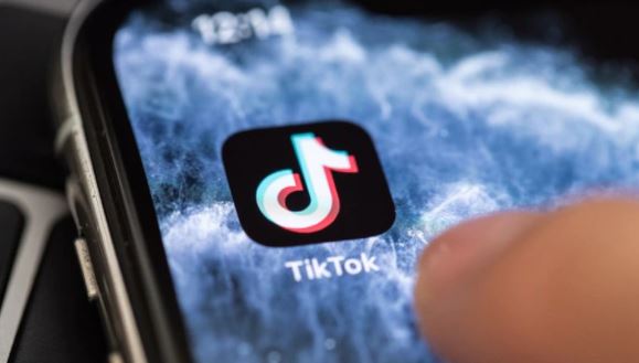 Investigan a TikTok por uso de información de menores y posible filtración de datos a China