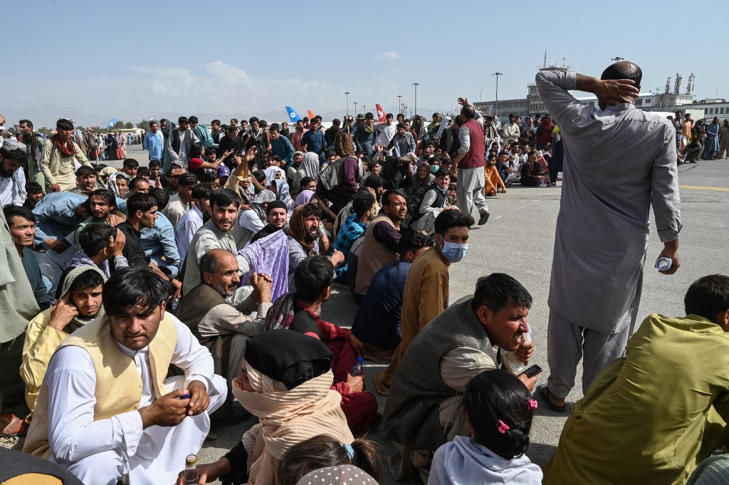 La FOTO de la bodega de un avión militar con 640 afganos que escaparon de los talibanes