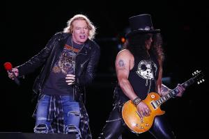 Guns N’ Roses estrena “Absurd”, su primer tema inédito en 13 años