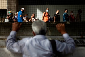 Maduro reiteró que piensa flexibilizar noviembre y diciembre si se vacuna al 70% del país