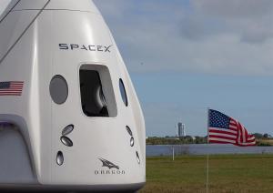 Despega desde Cabo Cañaveral el cohete Falcon nueve con la misión de abastecimiento de SpaceX a la EEI