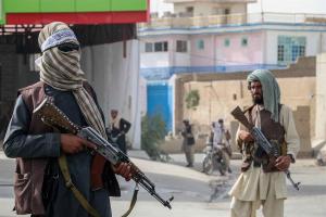 El armamento de EEUU en manos de los talibanes, una amenaza para la paz mundial