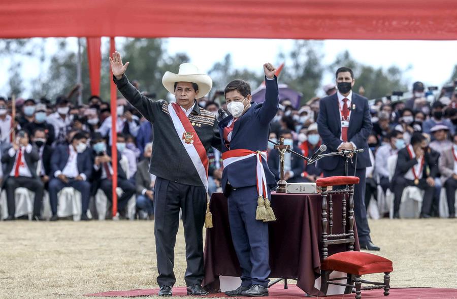 Imputan por lavado de dinero al primer ministro de Perú