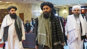 Una investigación detalló que talibanes buscan a personas que trabajaron con EEUU y Otan
