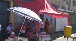 Divisiones del Psuv quedan en evidencia en puertas de centros electorales en Carabobo este #8Ago