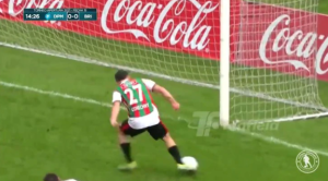 Una catarata de errores y un gol que no fue: La insólita jugada en un estadio de Uruguay (Video)