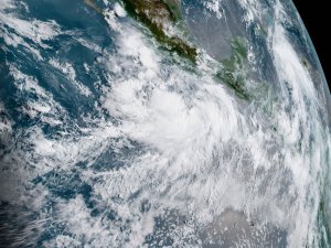 Se formó la tormenta tropical Nora en el Pacífico: Esperan que toque tierra en Baja California Sur como un huracán