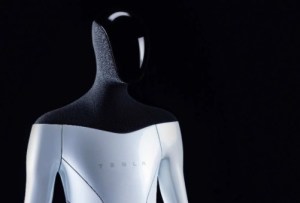 El último invento de Elon Musk: Un robot humanoide que se encargará del trabajo “peligroso y aburrido” (VIDEO)