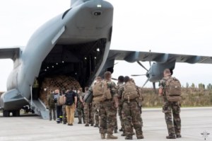 Francia finalizará evacuaciones desde el aeropuerto de Kabul el #27Ago