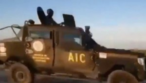 El momento exacto en que 12 policías en México enfrentaron al convoy armado del Cártel del Noreste (VIDEO)