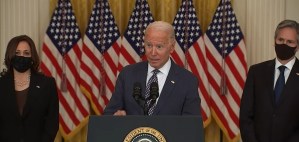 Biden asegura que los aliados afganos de EEUU serán evacuados de forma segura (Video)