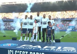 Messi, Ramos y demás fichajes parisinos presentados en Parque de los Príncipes (Fotos)