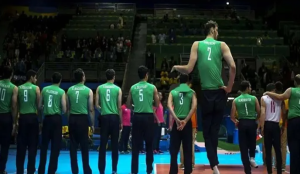 El segundo hombre más alto del mundo causa furor en Juegos Paralímpicos