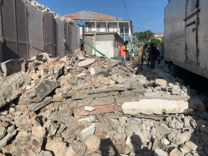 Primeras IMÁGENES del sismo de magnitud 7.2 en Haití