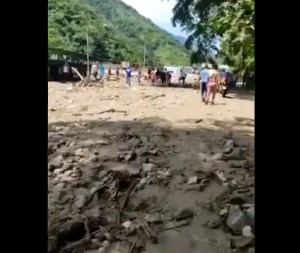 EN VIDEO: Las fuertes lluvias destruyeron gran parte de Tovar en Mérida #25Ago