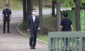 El polémico indulto al líder de Samsung dividió a Corea del Sur