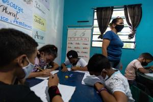Unicef: Al menos 86 millones de menores de Latinoamérica aún no van a la escuela